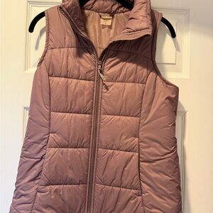 CALIA by Carrie Underwood Mauve Quilted Vest- size small